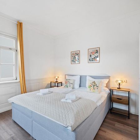 Backhome - Business&Family - Fantastische Schlosslage, Smarttv, Waschtrockner, Netflix, 50Qm, 24H Checkin - Apartment 3 Ludwigsburg Zewnętrze zdjęcie
