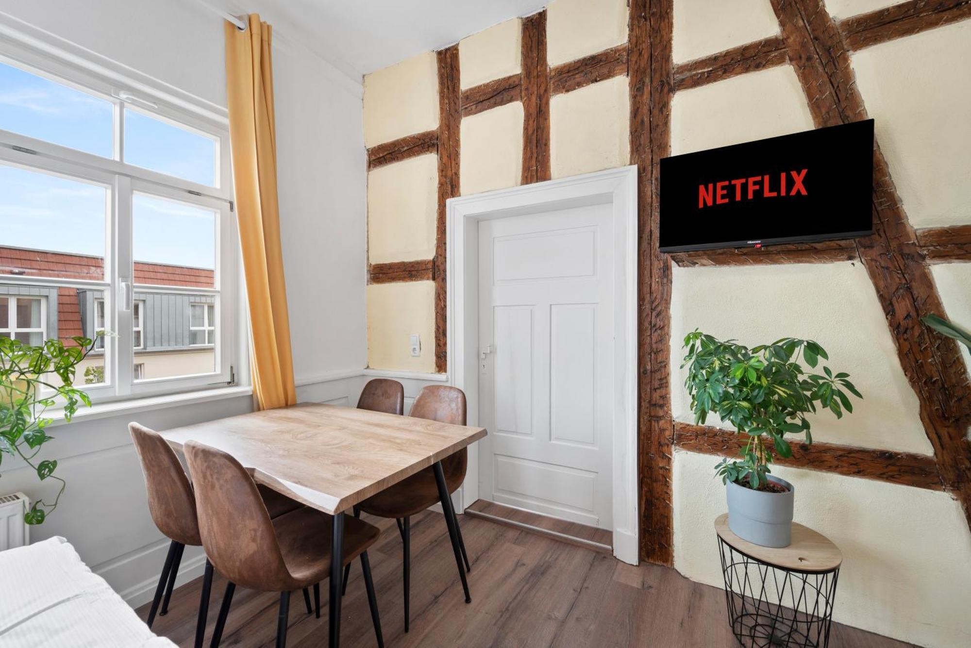 Backhome - Business&Family - Fantastische Schlosslage, Smarttv, Waschtrockner, Netflix, 50Qm, 24H Checkin - Apartment 3 Ludwigsburg Zewnętrze zdjęcie