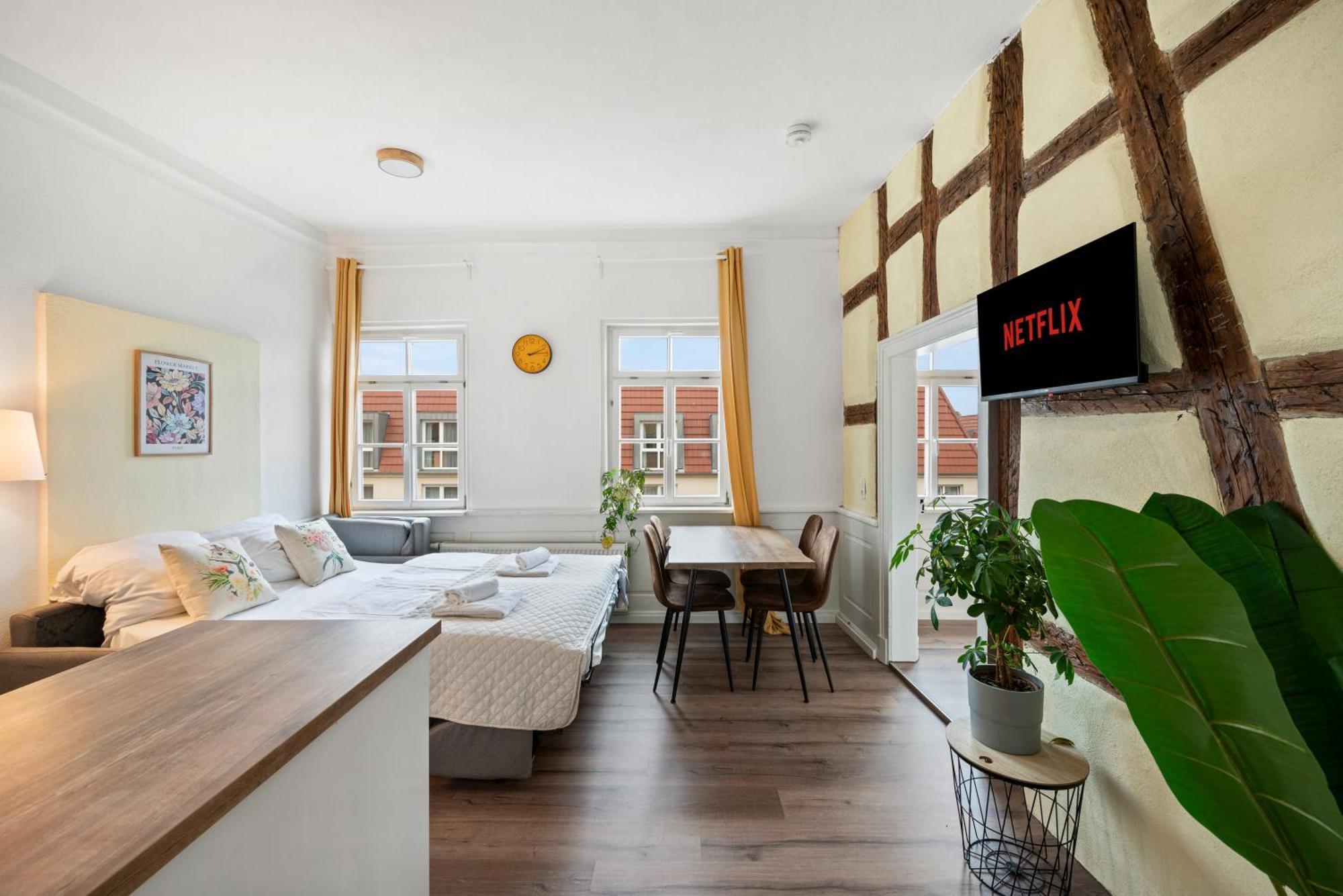 Backhome - Business&Family - Fantastische Schlosslage, Smarttv, Waschtrockner, Netflix, 50Qm, 24H Checkin - Apartment 3 Ludwigsburg Zewnętrze zdjęcie