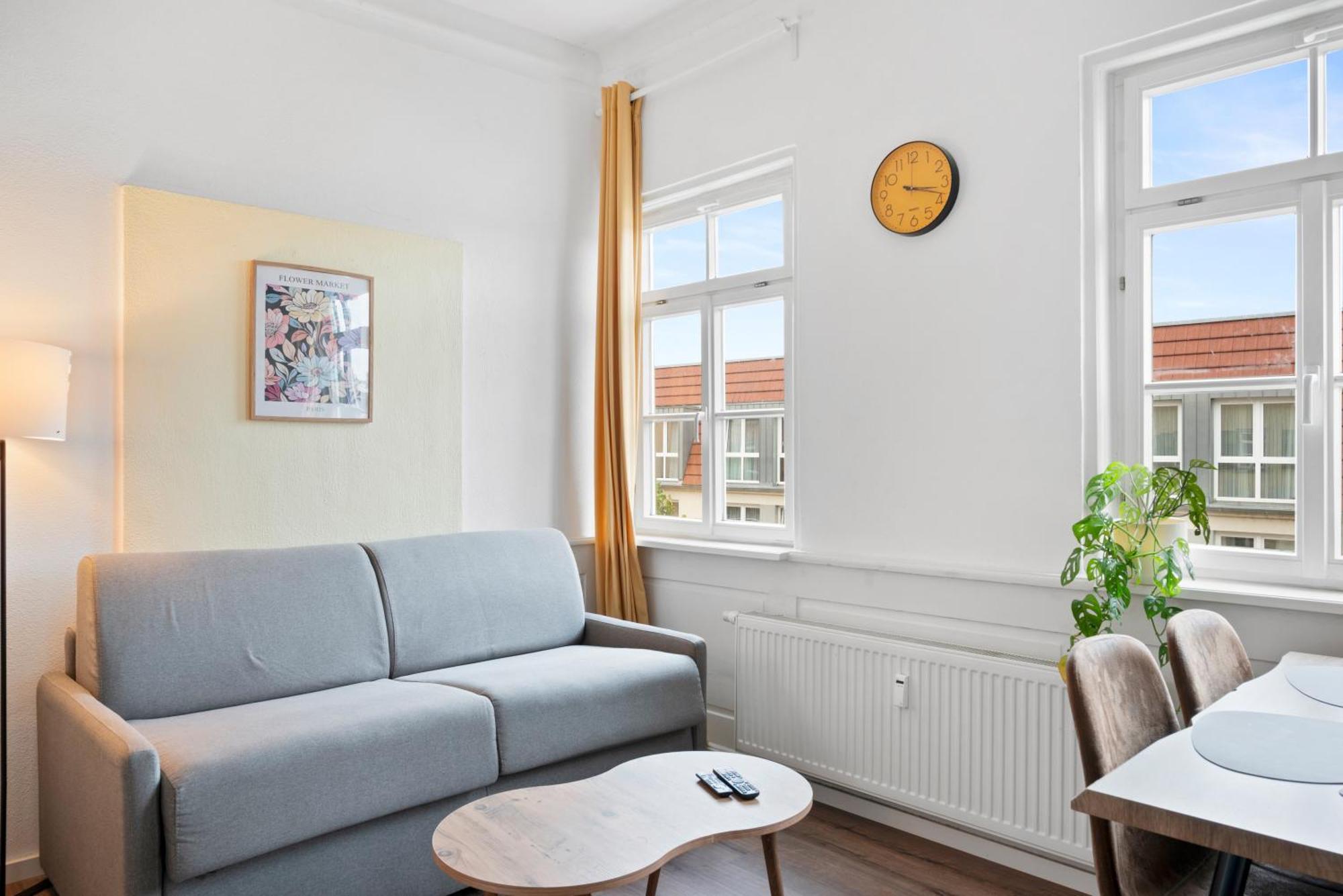 Backhome - Business&Family - Fantastische Schlosslage, Smarttv, Waschtrockner, Netflix, 50Qm, 24H Checkin - Apartment 3 Ludwigsburg Zewnętrze zdjęcie