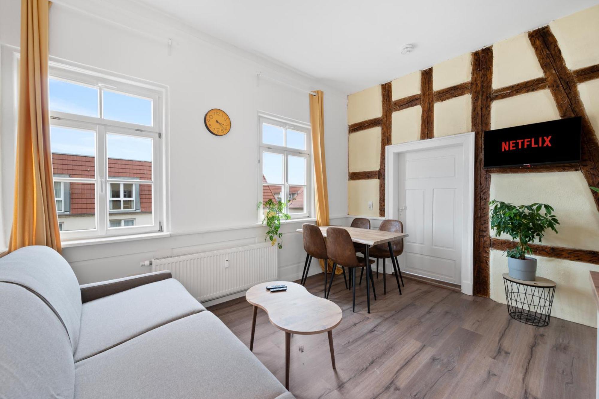 Backhome - Business&Family - Fantastische Schlosslage, Smarttv, Waschtrockner, Netflix, 50Qm, 24H Checkin - Apartment 3 Ludwigsburg Zewnętrze zdjęcie